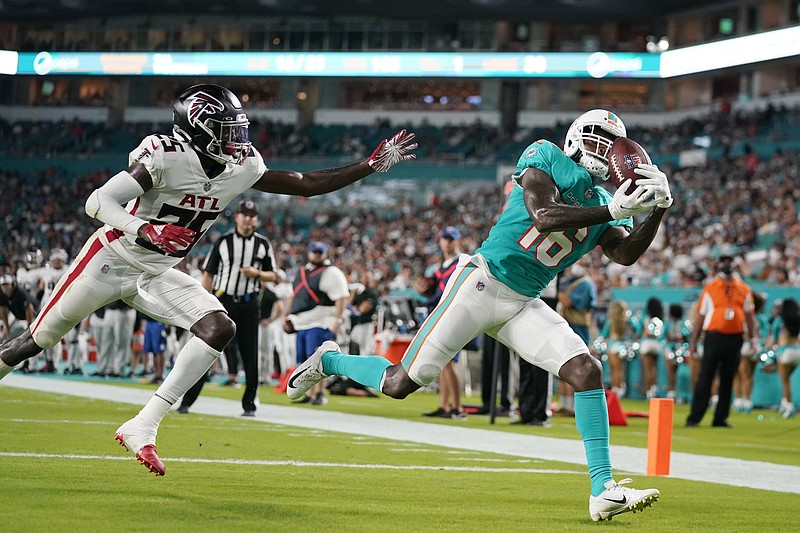 AP photo by Lynne Sladky / Miami Dolphins wide receiver Robert Foster makes a touchdown catch in front of Atlanta Falcons cornerback Delrick Abrams Jr. during the second half of a preseason game Saturday night in Miami Gardens, Fla.
