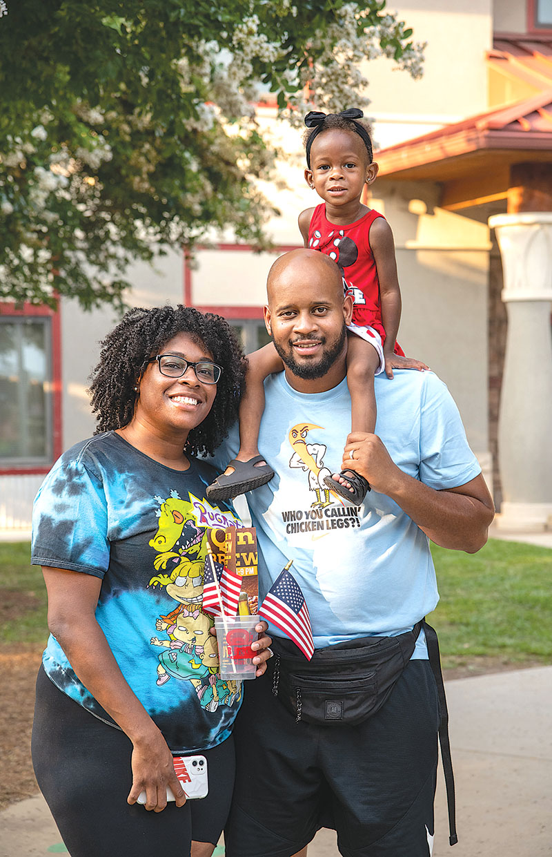 Photo by Mark Gilliland / Chiniqua, Avah and Jermaine Willia