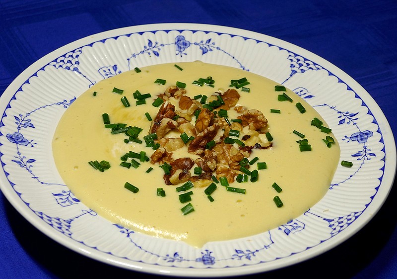 Summer Vichyssoise (Potato and Leek Soup) can be served warm or cooled to room temperature. / Photo by Linda Gassenheimer/TNS