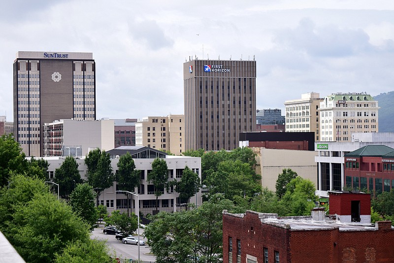 Staff Photo by Robin Rudd / Major Chattanooga banks are seen in the skyline of downtown Chattanooga, including the biggest banks in the market — First Horizon, SunTrust (now Truist Bank), Regions, Pinnacle and Bank of America.