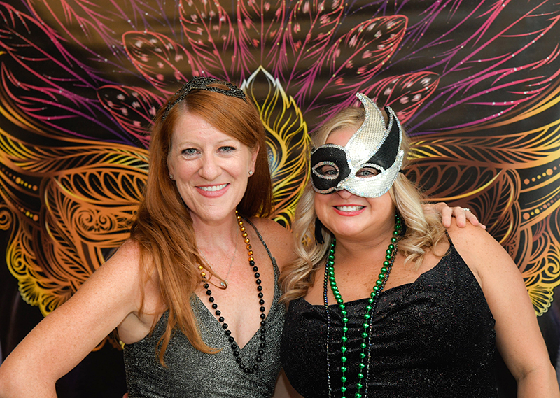 Photo by Mark Gilliland / Shannon Tidwell and Jenna Bruns
