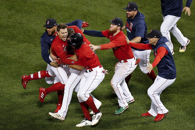 Christian Vazquez Walk-Off HR Gives Red Sox Win over Rays in Game