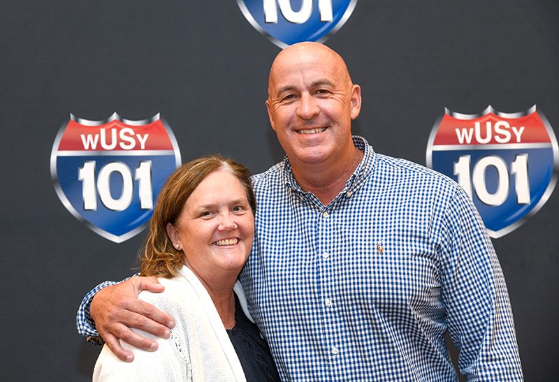 Photo by Mark Gilliland / Deborah & Ron Bailey