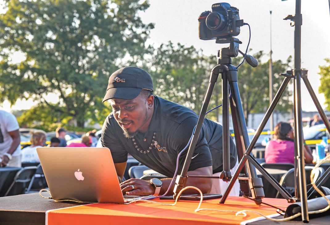 Photography by Mark Gilliland / D.J. Collins with Chatt Pix
