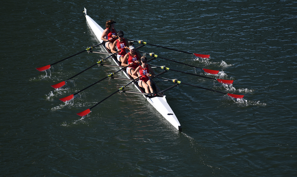 Staff Photo by Matt Hamilton / A team from Baylor competes on Sunday November 7, 2021 during the Head of the Hooch regatta.