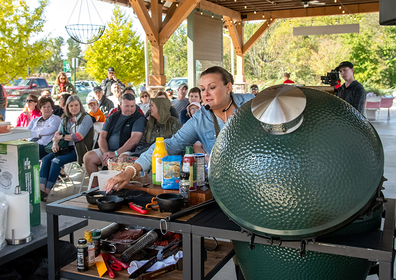 Photo by Mark Gilliland / Barbecue champion and Meals on Wheels Chef Tina Cannon gives a cooking demonstration.