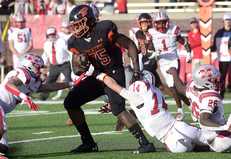 Final scores and photos from Friday's BlueCross Bowl state championship