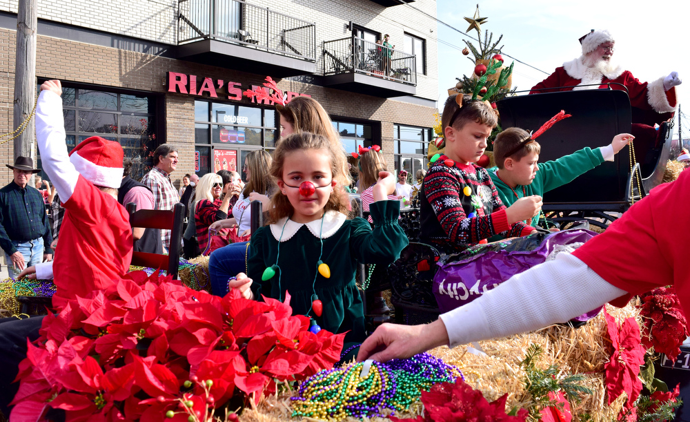 Staff Photo by Robin Rudd / Santa Claus's sleigh was drawn by little reindeer. The 15th annual MAINx24 EPB Southside Parade and street festival took place on December 4, 2021.