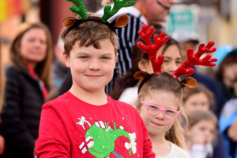 Staff Photo by Robin Rudd / Reindeer head gear was popular among the parade goers. The 15th annual MAINx24 EPB Southside Parade and street festival took place on December 4, 2021.