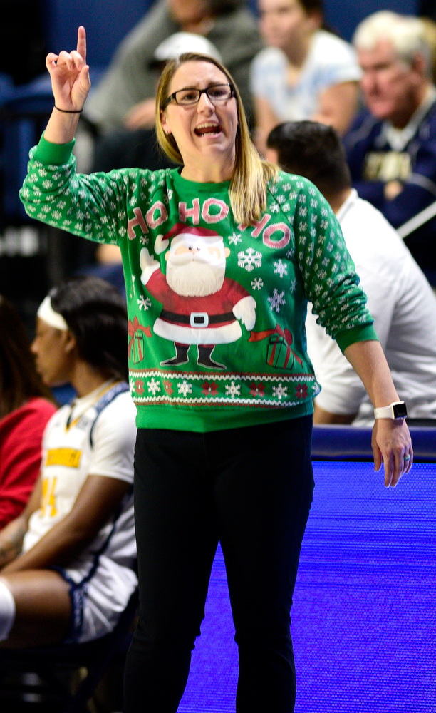 Staff Photo by Robin Rudd / UTC head coach Katie Burrows directs the Mocs. The University of Tennessee at Chattanooga Mocs hosted the University of Asheville in NCAA women's basketball at McKenzie Arena on December 20, 2021.