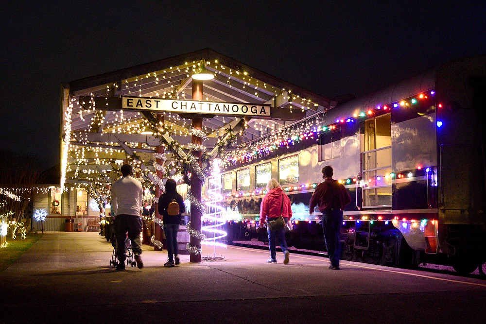 Holiday Light Train Chattanooga Times Free Press