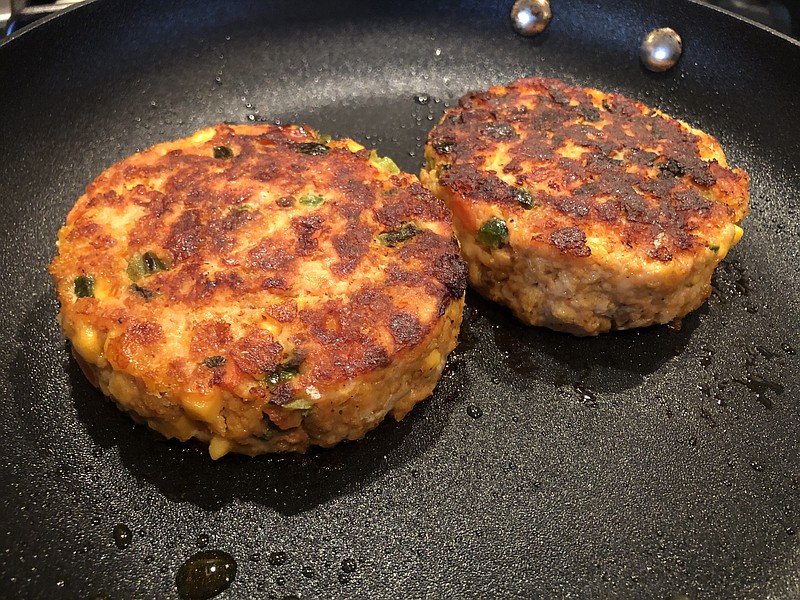 Homemade salmon burgers, patties, croquettes. / Getty Images/iStock/Campwillowlake