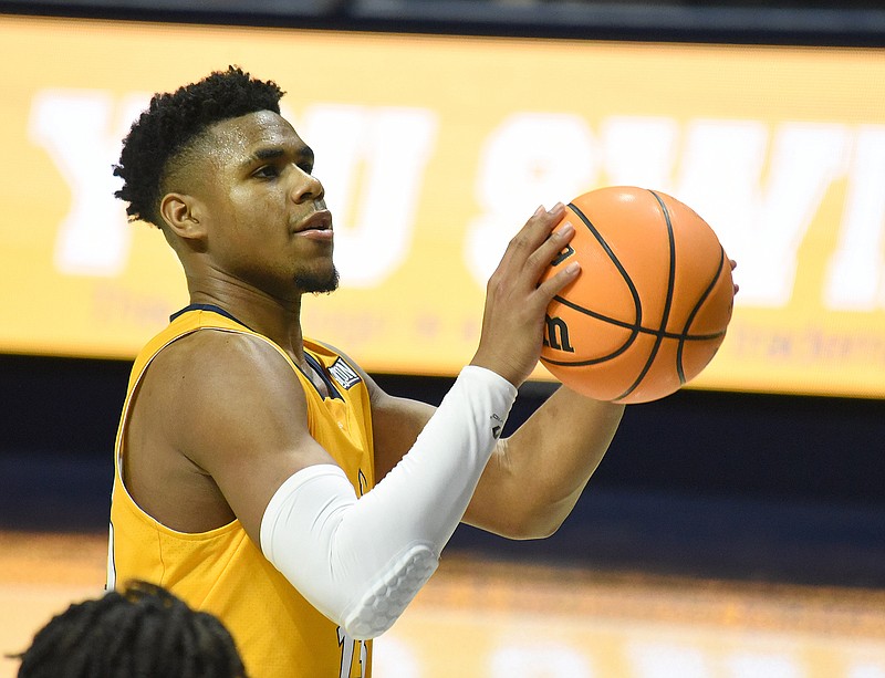Staff file photo by Matt Hamilton / UTC's Malachi Smith had 22 points, six rebounds and three steals to help the Mocs to a SoCon road win against UNC Greensboro on Thursday night.