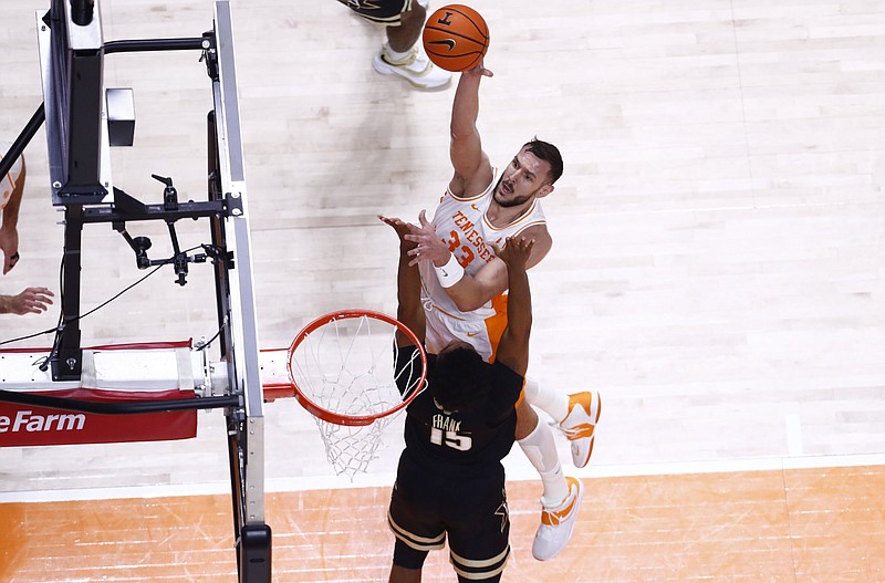 Vols' seventh consecutive SEC win also 10th straight triumph over Vandy Chattanooga Times Free