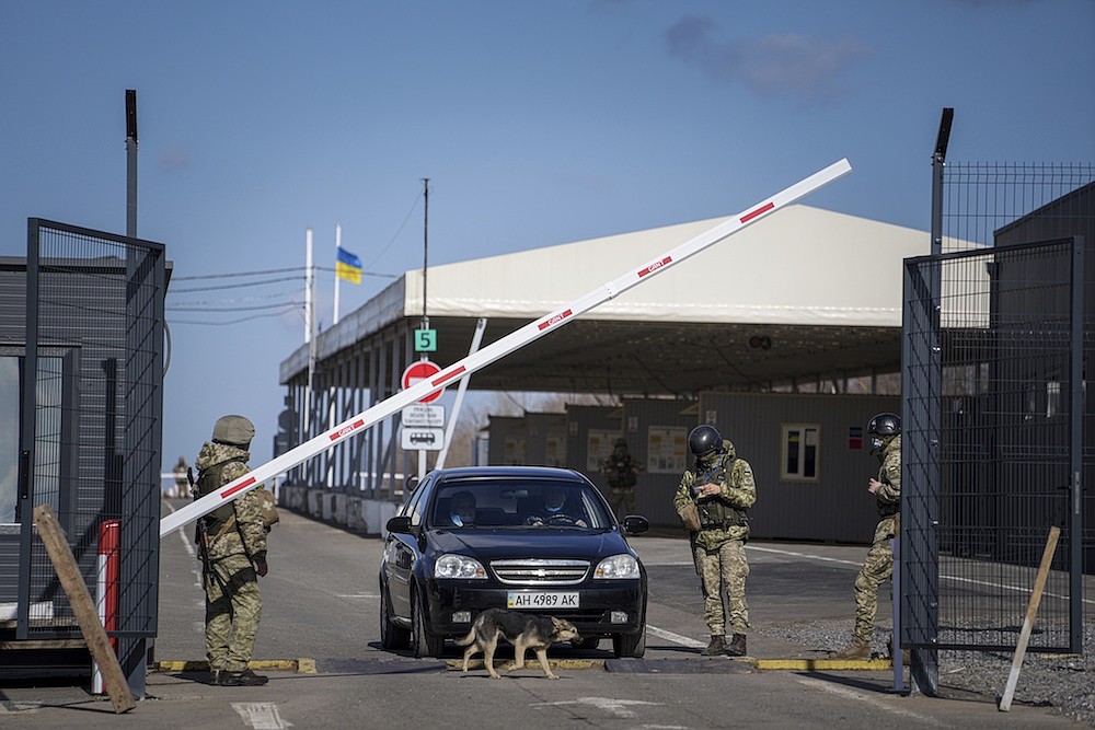 War fears grow as Putin orders troops to eastern Ukraine | Chattanooga ...