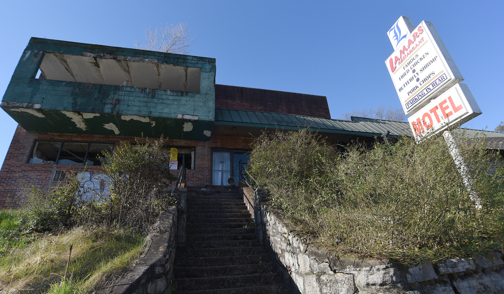 Staff Photo by Matt Hamilton / The remains of Lamar's Restaurant stand on Martin Luther King Boulevard on Tuesday, March 1, 2022.