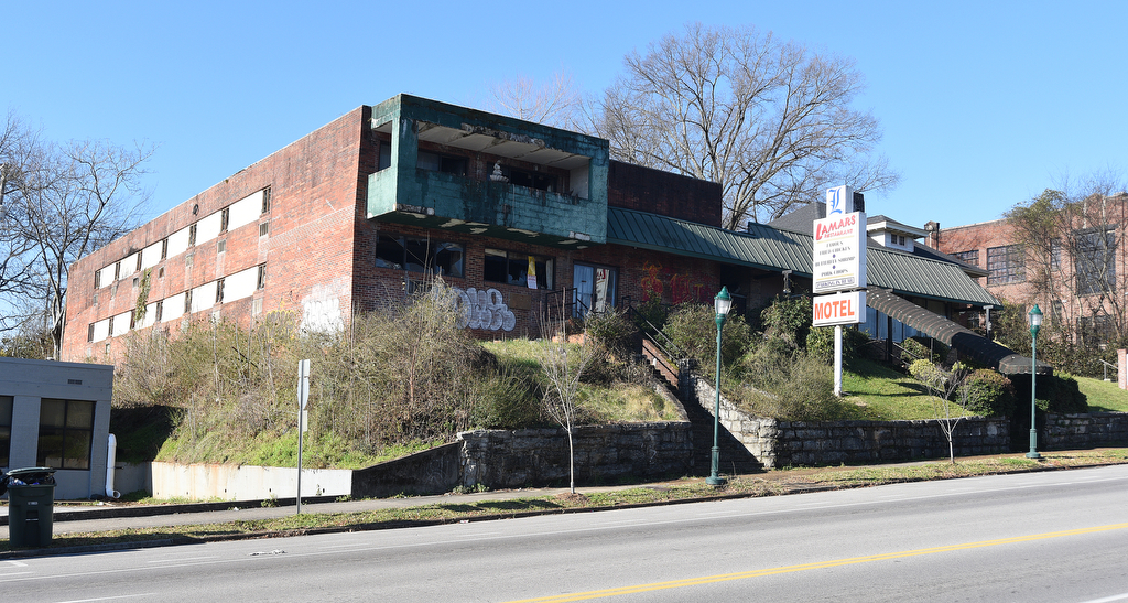 Staff Photo by Matt Hamilton / The remains of Lamar's Restaurant on Martin Luther King Boulevard on Tuesday, March 1, 2022.