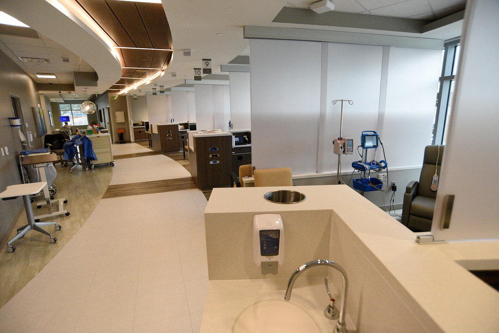 Staff Photo by Matt Hamilton / The chemotherapy infusion area of the Peeples Cancer Institute on Thursday, January 20, 2022 in Dalton, Ga.