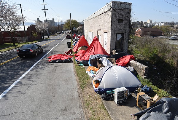 Tennessee To Make Homeless Camps On Public Land A Felony 