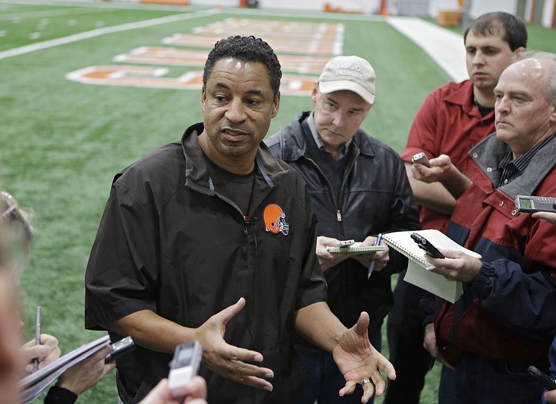 AP photo by Mark Duncan / Ray Horton, defensive coordinator for the Cleveland Browns at the time, talks to reporters after a practice in December 2013.