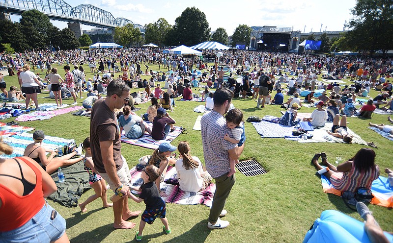 Staff Photo by Matt Hamilton / Festival-goers listen as the band Shovels & Rope perform on Saturday. Several bands performed on two stages in Coolidge Park for the Moon River Music Festival on Saturday, September 11, 2021. 