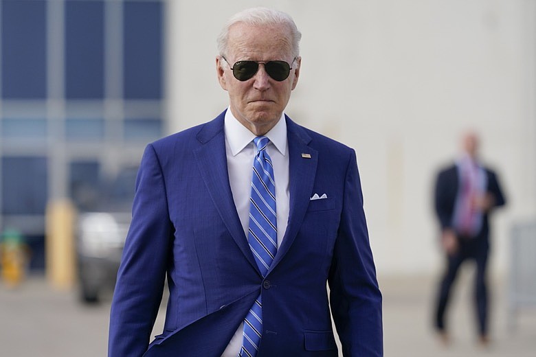 Biden approves $800 million in new military assistance for Ukraine ...