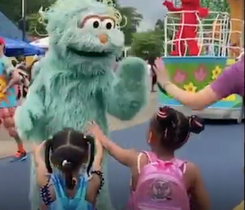 Sesame Place Apologizes After Black Girls Snubbed At Parade