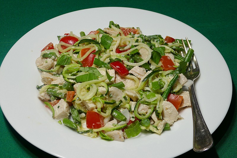 Almost no cooking time is needed for this Chicken and Zucchini Noodles "Pasta" Salad. / Linda Gassenheimer/TNS