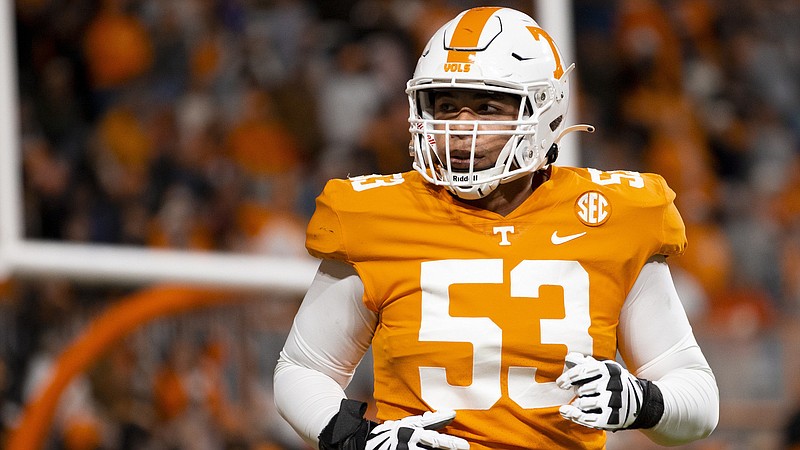 Tennessee Athletics photo / Former junior-college transfer JJ Crawford, shown in Tennessee's win over Vanderbilt last November, is battling Florida transfer Gerald Mincey for the starting job at left tackle.