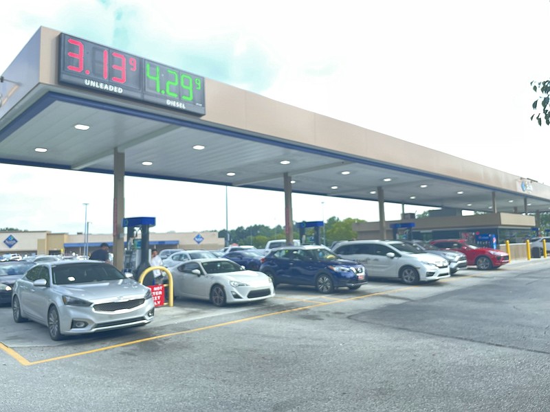 Photo by Dave Flessner / The price of regular gasoline has dropped to $3.13 a gallon at the Sam's Club on Lee Highway, which boasted the cheapest fuel in Chattanooga on Monday, according to GasBuddy.com