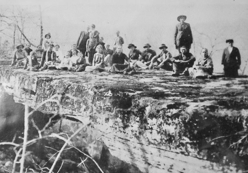 ARKANSAS SIGHTSEEING Natural Bridge of Arkansas near Clinton still a