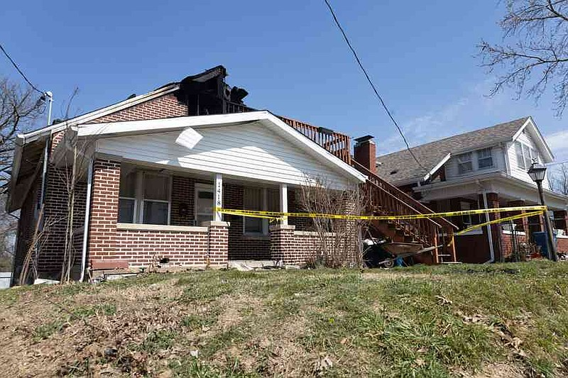 Fire destroys Jefferson City duplex | Jefferson City News Tribune